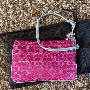 Coach wristlet pink